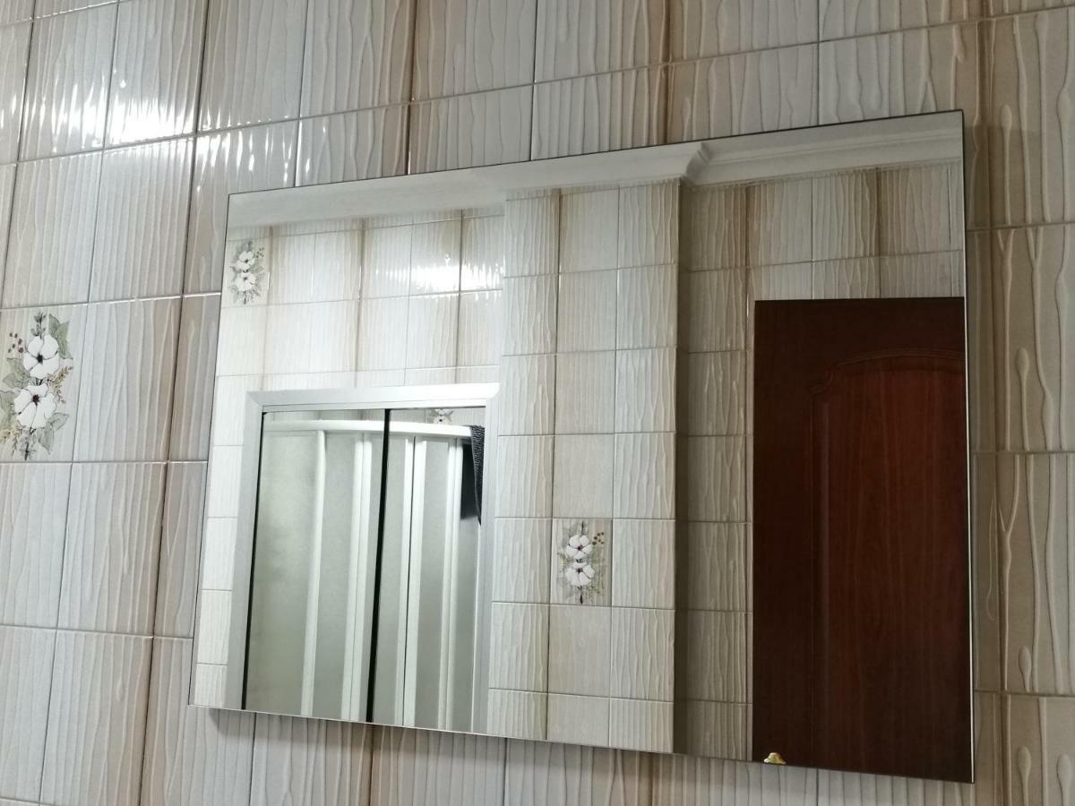 Ferienwohnung Sleepin Triana Sevilla Exterior foto